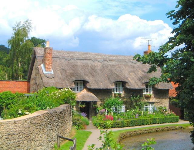 A Classic Cottage by the river in Thornton-le-Dale